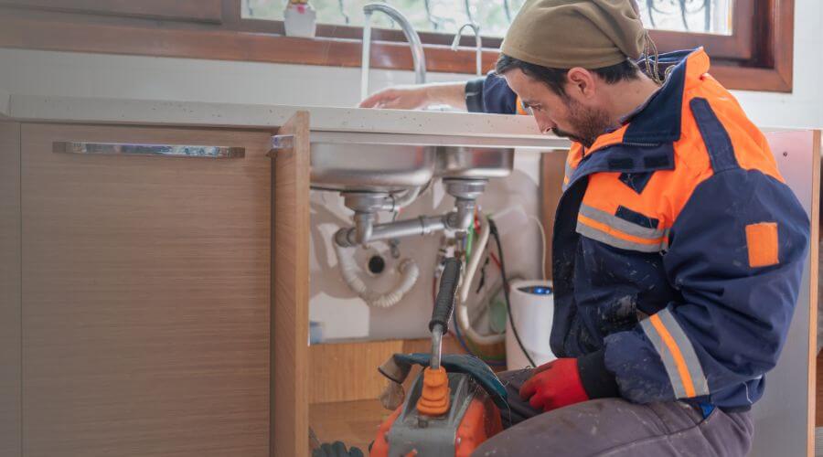 home faucet repair service in Woodlawn, TN